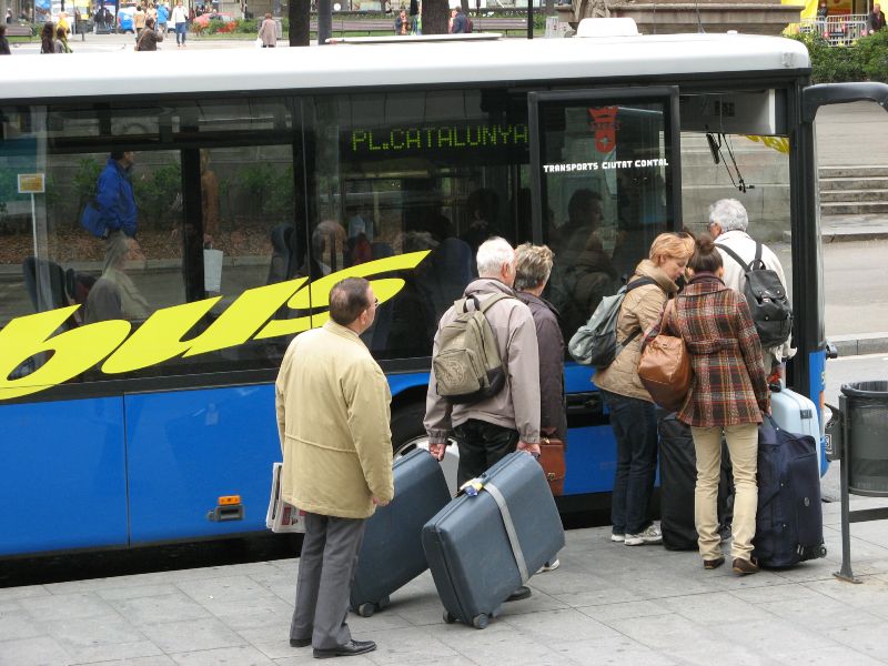 Aerobus, der preiswerte Bus zum Flughafen