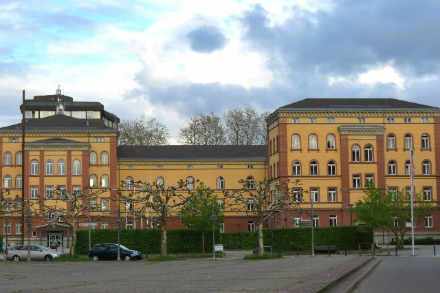 Konstanz Petershausen - Rund um den Benediktinerplatz