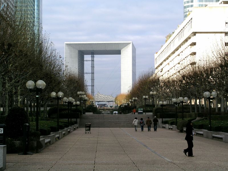 Grande Arche im Centre Commercial La Défense