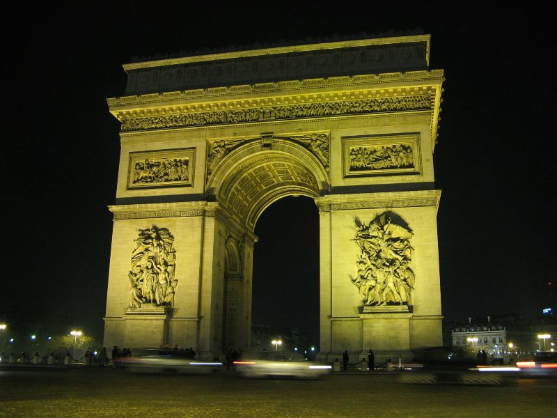 Arc de Triomphe, bei Nacht
