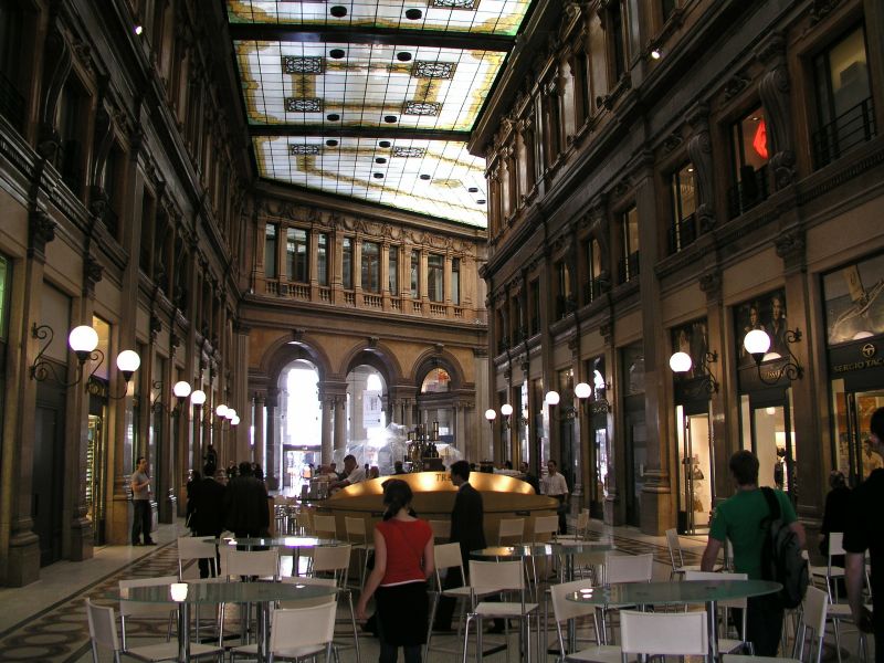 Kaufhaus Galeria della Colonna zwischen Corso und Trevi Brunnen