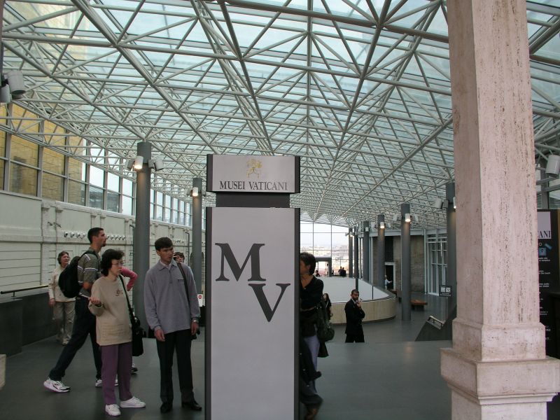 Eingangshalle der Vatikanischen Museen