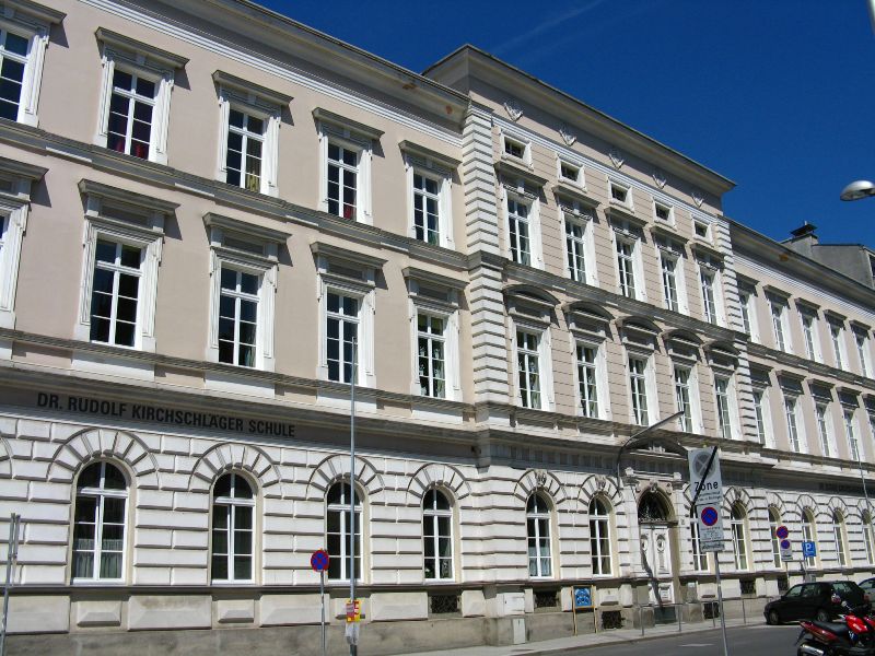 Stadt Steyr, Dr. Rudolf Kirchschläger Schule