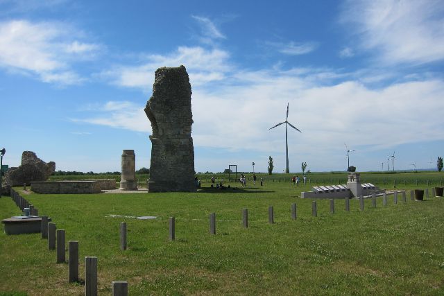 Heidentor bei Canrnuntum - Petronell 